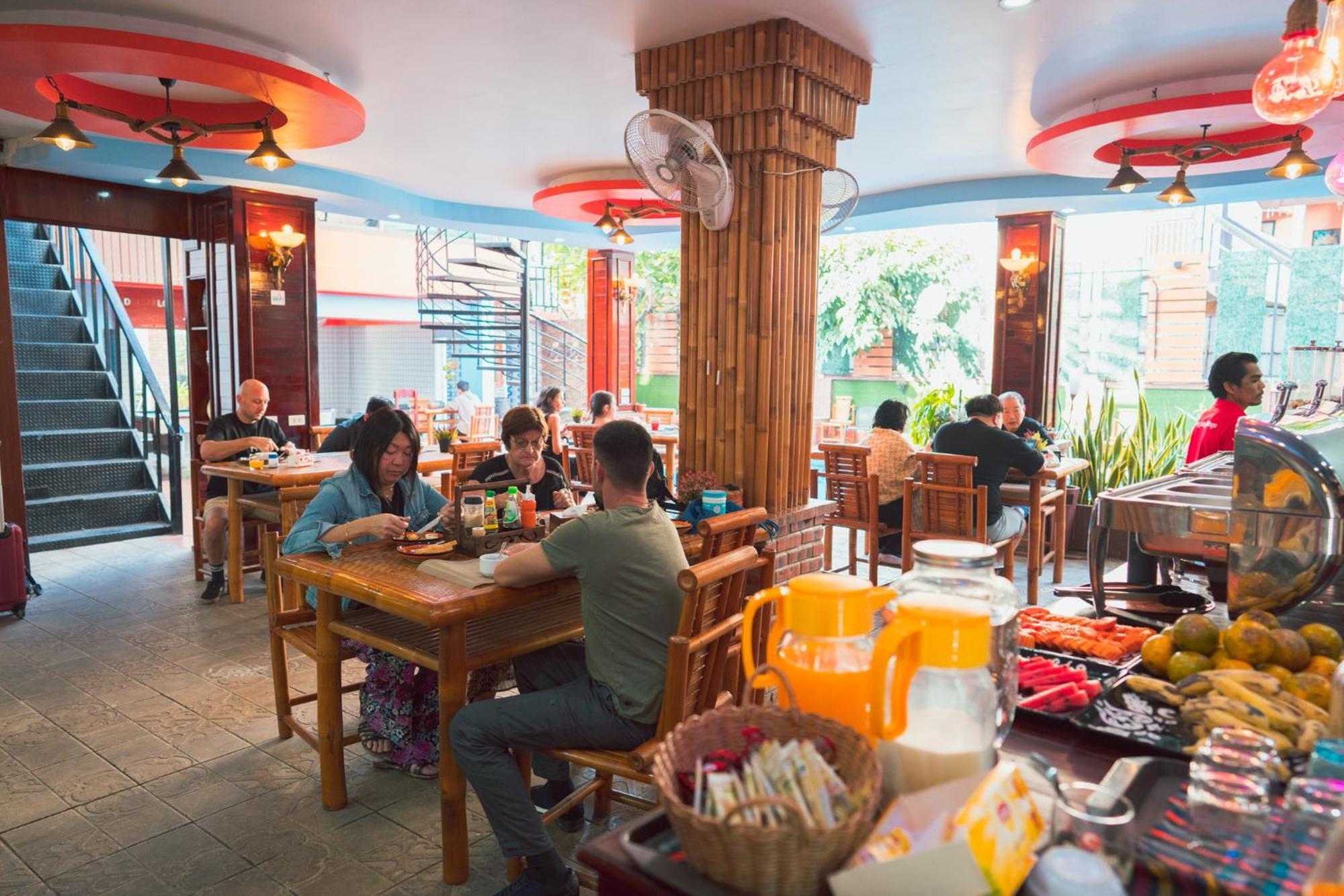 Vientiane Ruby Riverside Hotel Bagian luar foto
