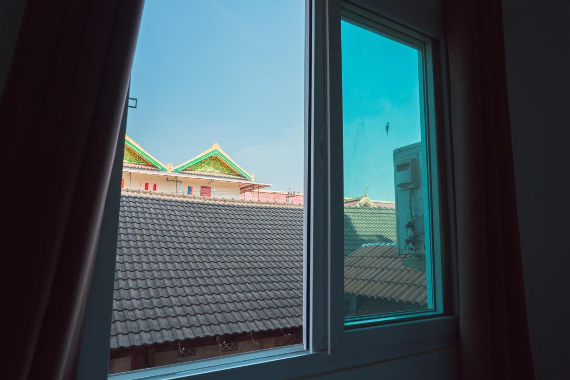 Vientiane Ruby Riverside Hotel Bagian luar foto